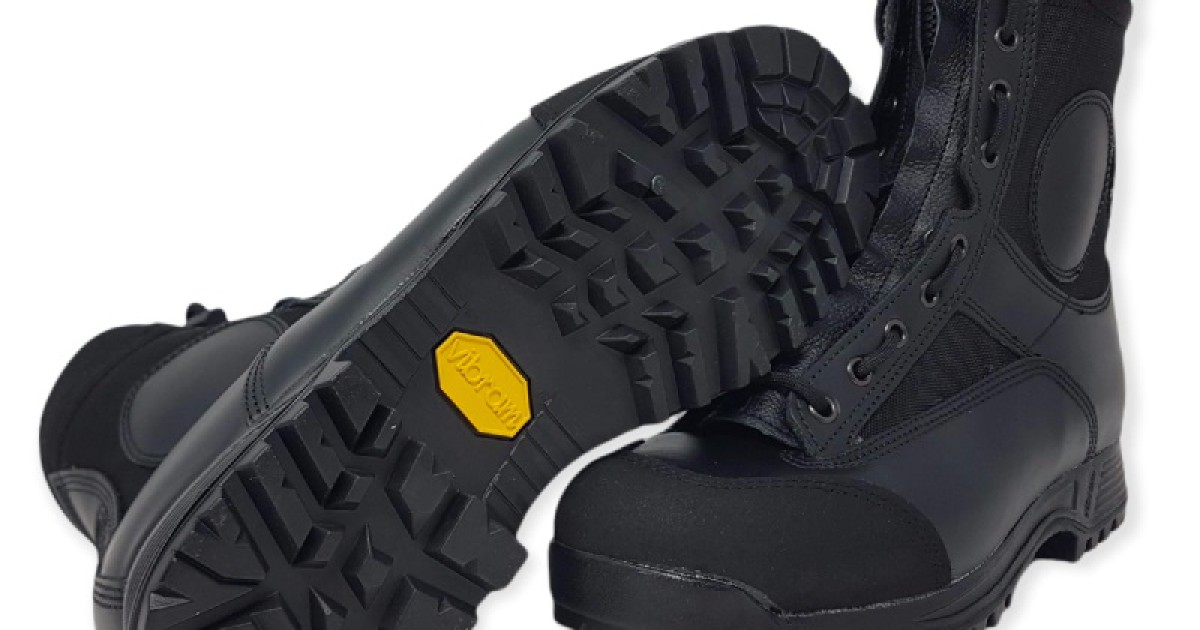 Scarponi outlet vibram esercito