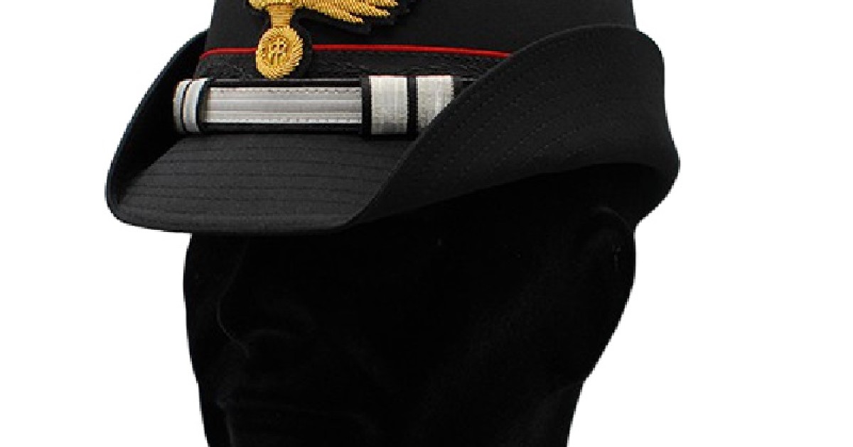 berretto ufficiale Milizia (38° Legione) - Militaria in Roma - Melmeluzzi