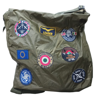 Borsa porta casco verde aeronautica con toppe Divisa Militare