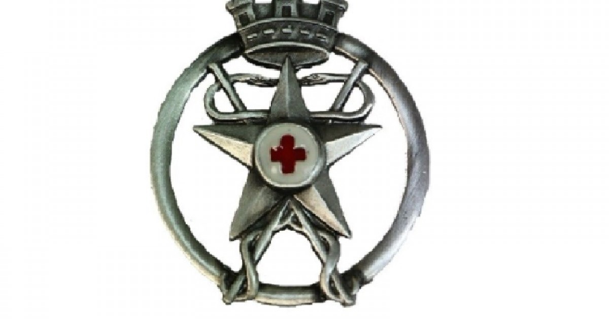 fregio-basco-ufficiale-medico-croce-rossa-corpo-militare-croce-rossa