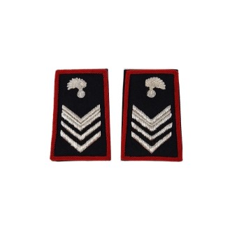 Gradi brigadiere Carabinieri tubolari neri ricamati con fiamma Divisa Militare