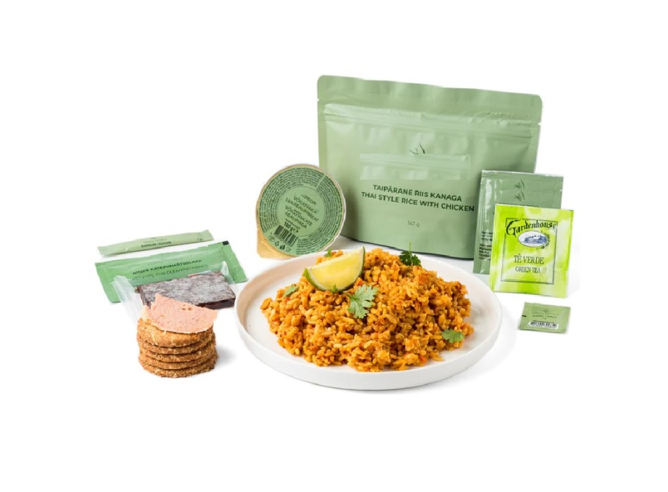 Pasto principale Riso in stile tailandese con pollo Divisa Militare
