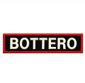 Patch personalizzata base nera, contorno rosso cm 12 x 3 cognome