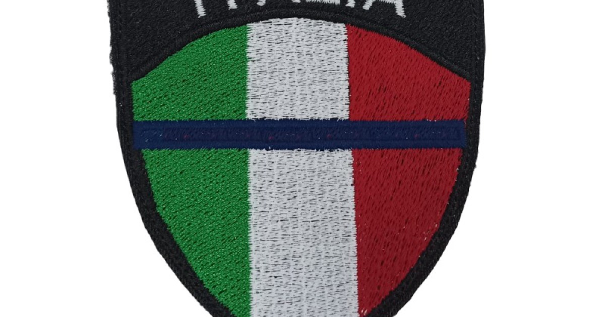 Toppa patch scudetto Italia con retro rimovibile in velcro