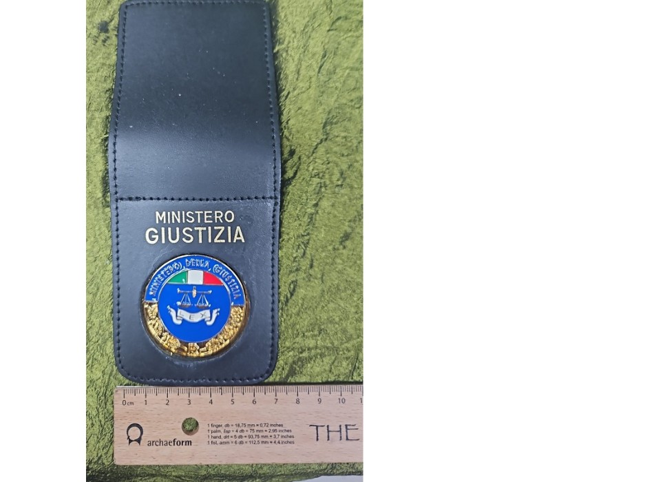 Pattella con placca Ministero della Giustizia Divisa Militare