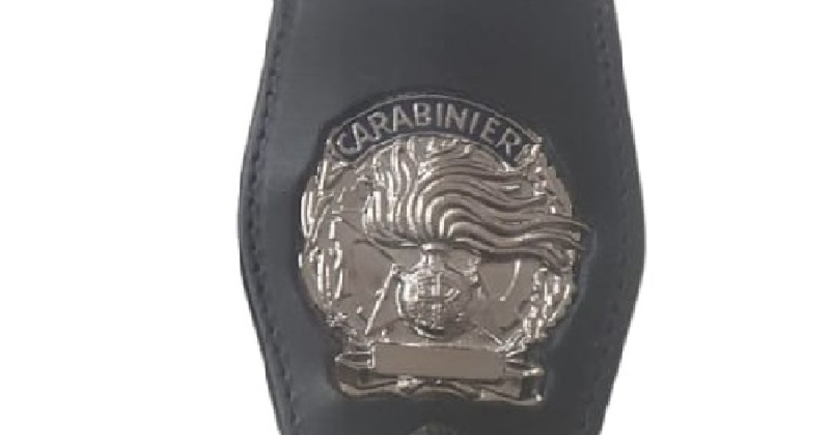 Portaplacca da collo Carabinieri con placca argento Placche e